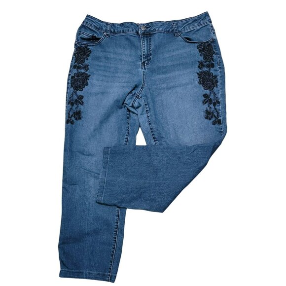 Falls Creek Womans Jeans Embroidered Black Roses Straight Size 16   JH690 - Picture 1 of 8